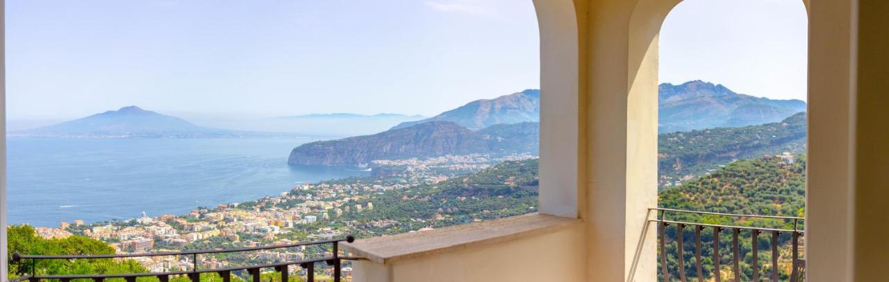 Grand Hotel Hermitage SantʼAgata sui Due Golfi Exterior foto