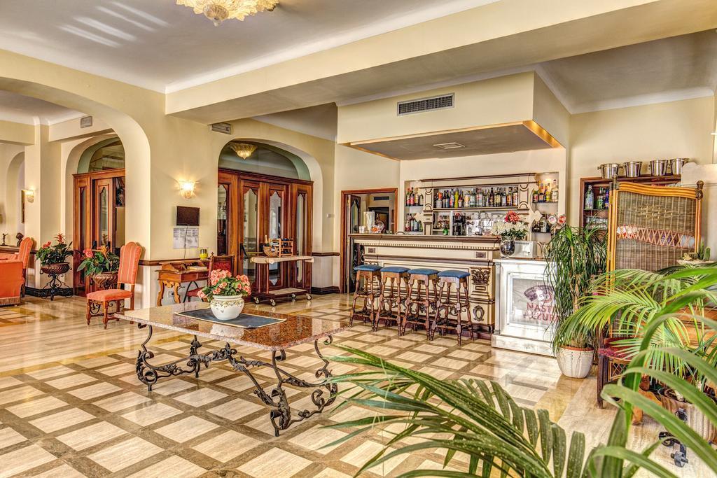 Grand Hotel Hermitage SantʼAgata sui Due Golfi Exterior foto