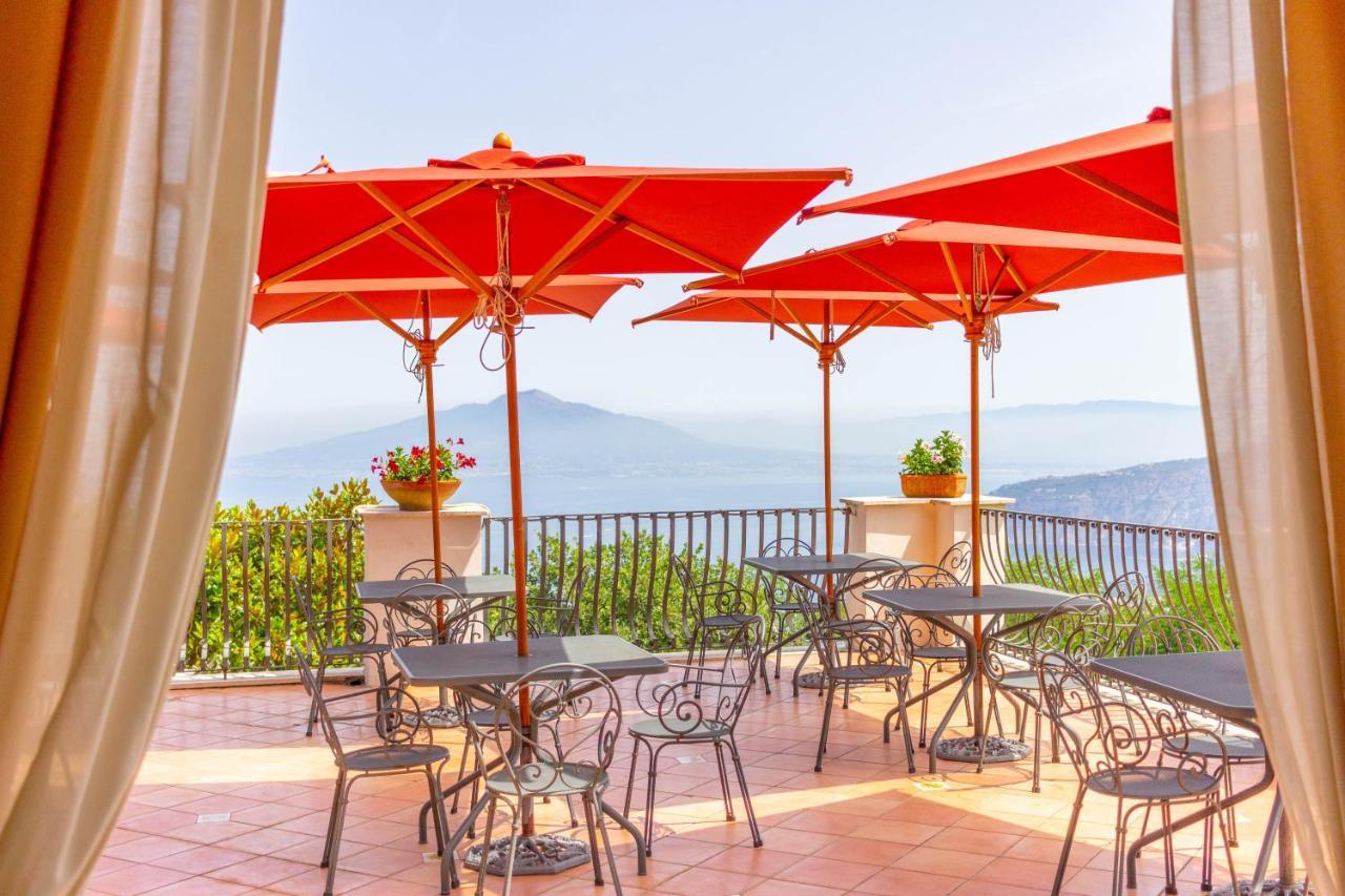 Grand Hotel Hermitage SantʼAgata sui Due Golfi Exterior foto