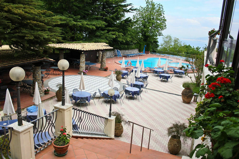 Grand Hotel Hermitage SantʼAgata sui Due Golfi Exterior foto